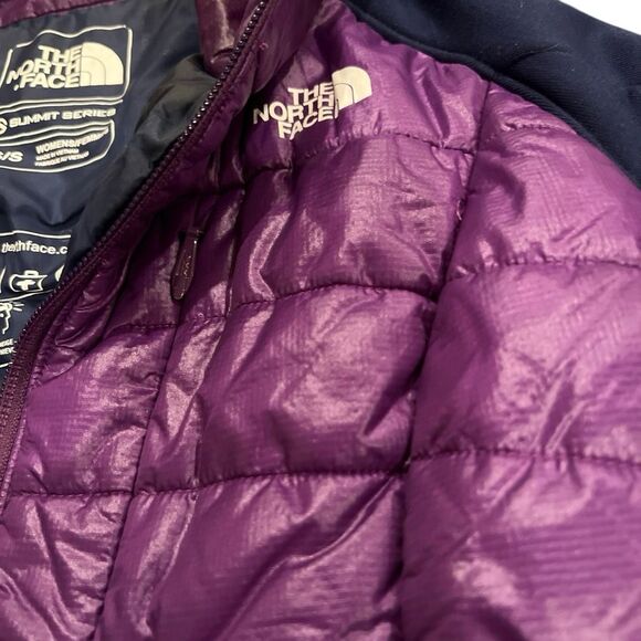 The North Face Summit Series Purple jacket Sz.S - Picture 2 of 4
